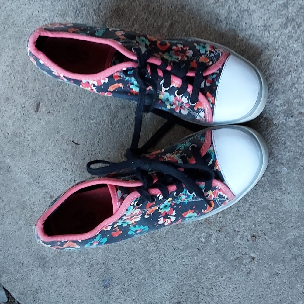 Floral wedge sneakers